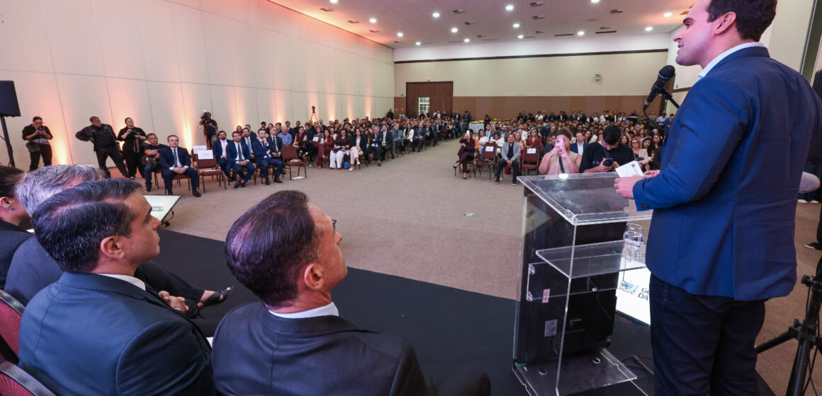 unnamed Lucas Ribeiro empossa novo procurador-geral e prestigia passagem de comando da Polícia Militar em agenda de valorização das instituições