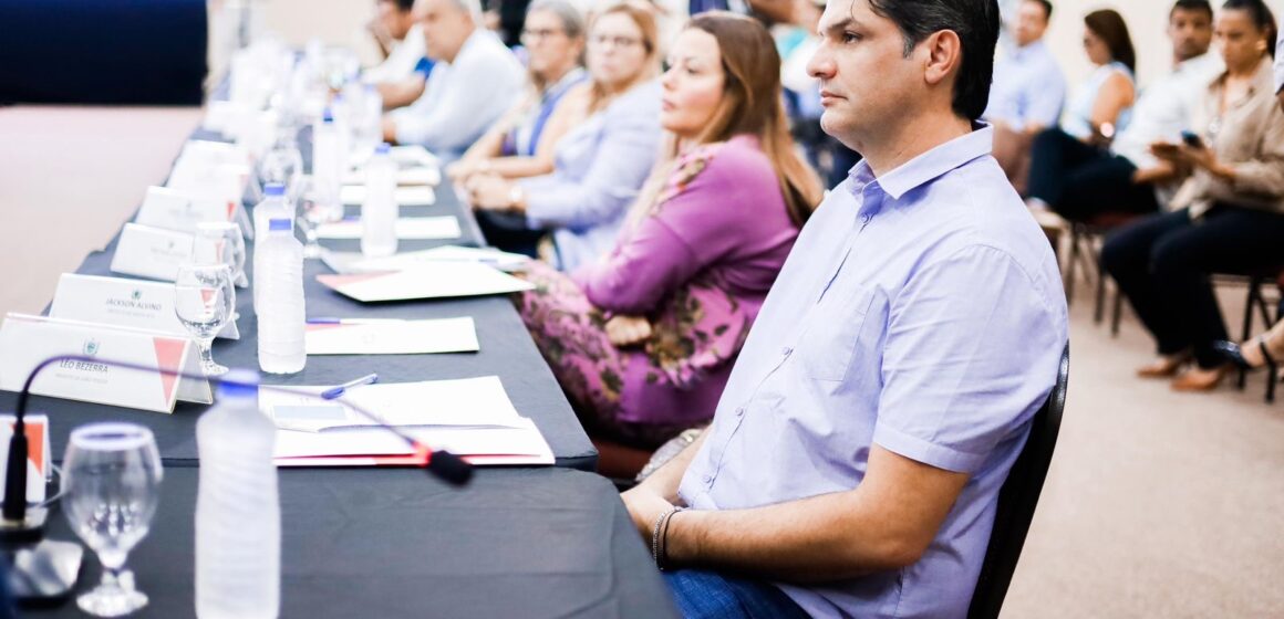 Integração nacionalCom plano de contingência elaborado, Leo Bezerra solicita recursos federais para resposta às chuvas em João Pessoa