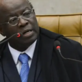 Aldo Rebelo reage após ser trocado por Joaquim Barbosa no DC