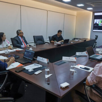 IMG_8408 Lucas Ribeiro se reúne com prefeitos e anuncia mais R$ 17,7 milhões para municípios atingidos pelas chuvas