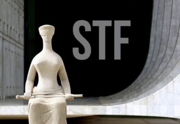 STF determina fim de aposentadoria compulsória para juízes condenados
