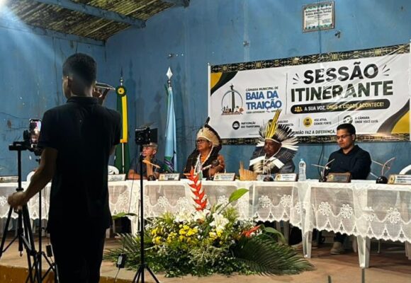 ab82e6a8-f598-4df8-9c7f-61dc08fff77b Presidente da Câmara Municipal de Baia da Traição anuncia corte de salário de vereadores faltosos após ausência em sessão itinerante na Aldeia Alto do Tambá