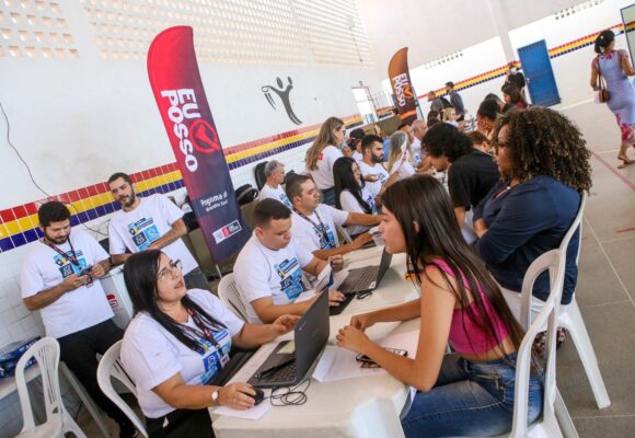 Mercado de trabalho. Prefeitura realiza Feirão da Empregabilidade e Empreendedorismo com vagas em hotéis, bares e restaurantes