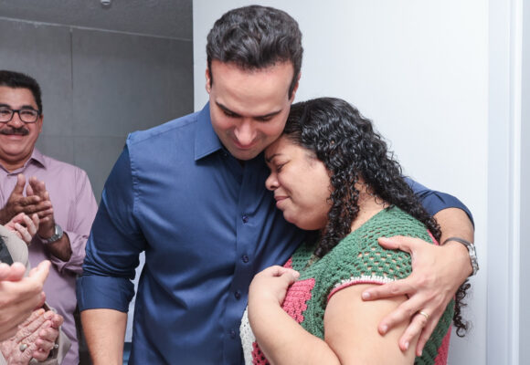 unnamed Governador Lucas Ribeiro entrega residencial com 192 moradias em João Pessoa e reforça compromisso com a habitação popular