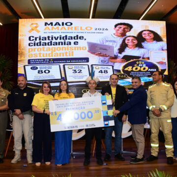 Primeira-dama do Estado destaca importância da educação para reduzir violência no trânsito durante evento do Detran-PB, em Campina
