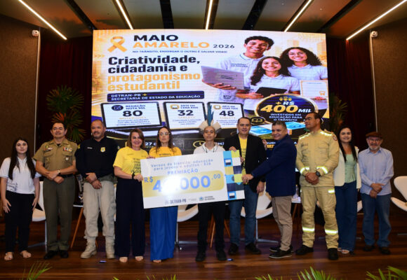 unnamed Primeira-dama do Estado destaca importância da educação para reduzir violência no trânsito durante evento do Detran-PB, em Campina