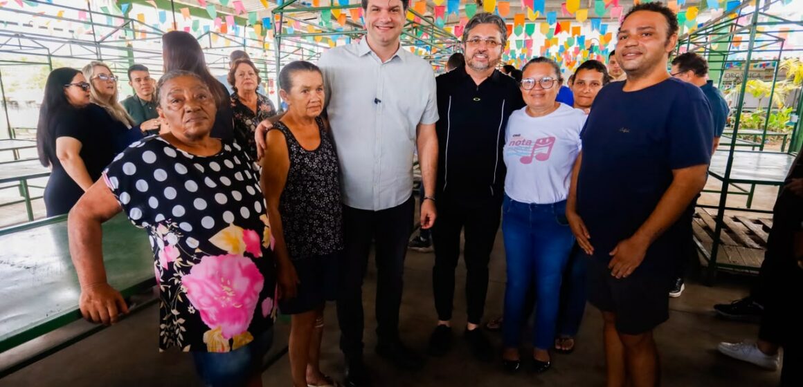 Segurança Alimentar   Leo Bezerra inicia a distribuição de 140 toneladas de milho para 60 mil famílias vulneráveis de João Pessoa