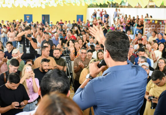 Governador Lucas Ribeiro autoriza e vistoria obras que somam R$ 137 milhões em Cuité de Mamanguape, Capim e Pedro Régis