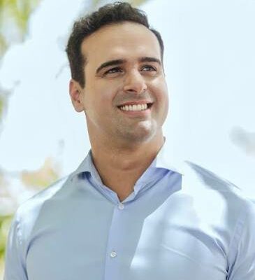 Governador Lucas Ribeiro esclarece situação do Tá na Mesa e garante regularização dos pagamentos