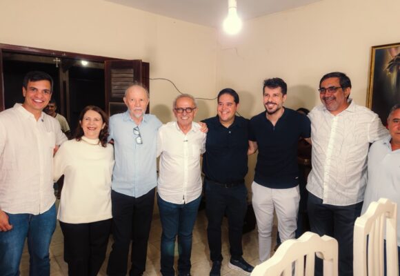 21696940-73d2-4569-a169-23c6d03ef714 Em Princesa Isabel, Cícero Lucena se compromete com estadualização do Hospital Deputado José Pereira Lima