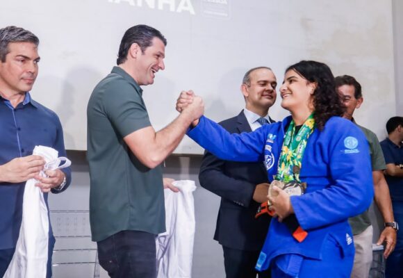 Investindo no futuro  Leo Bezerra fortalece Campeões do Amanhã com kits esportivos para mais de duas mil crianças