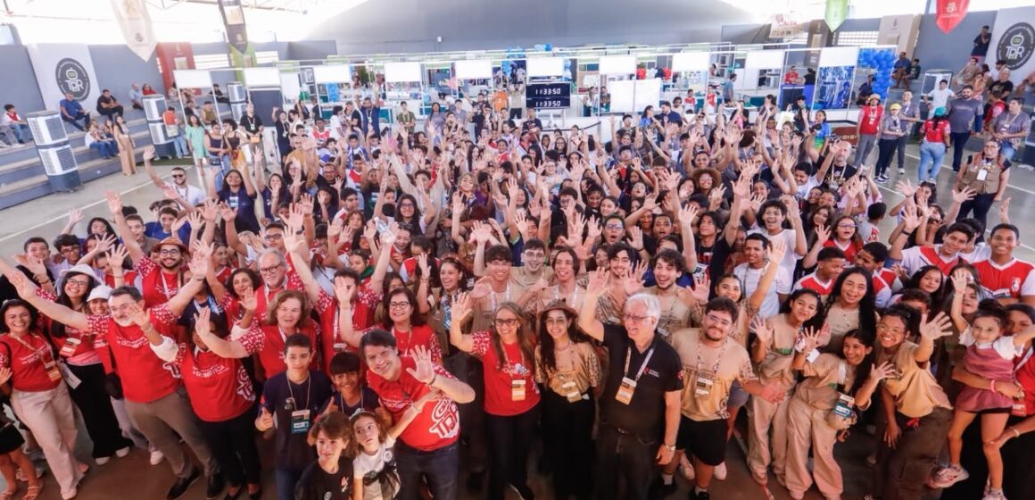 Educação de qualidadeLeo Bezerra destaca que João Pessoa é referência nacional em tecnologia durante Torneio Pessoense de Robótica