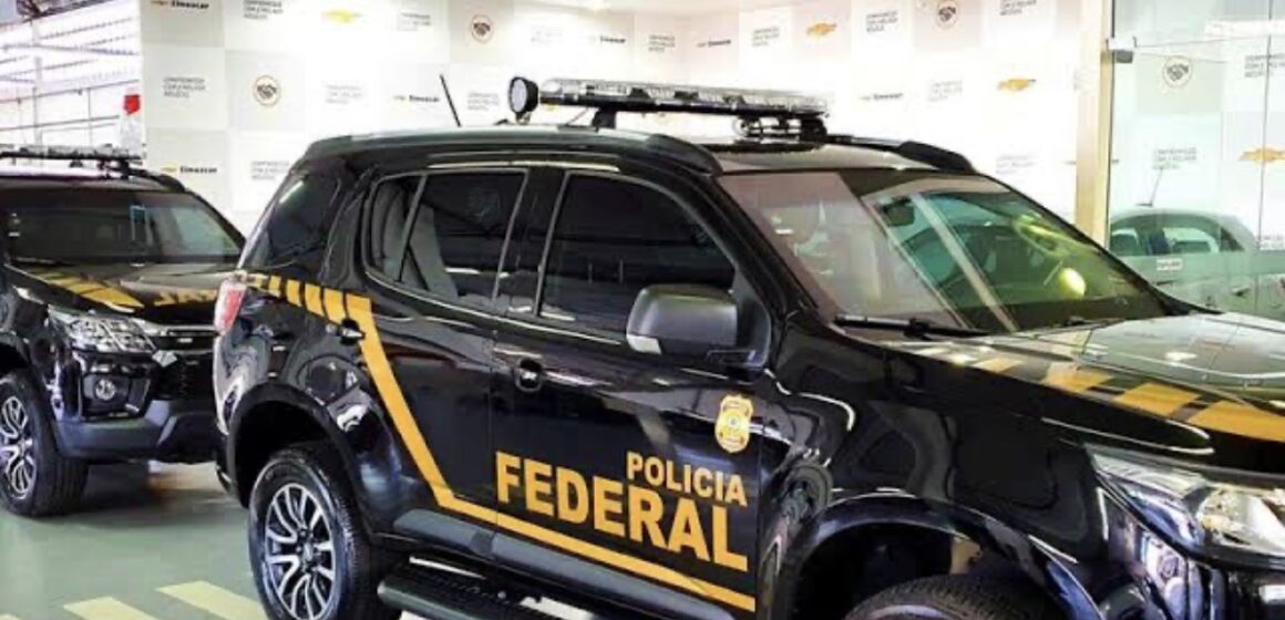 Deputado Caio Roberto é um dos alvos de Operação da PF que investiga atuação de facções em eleição