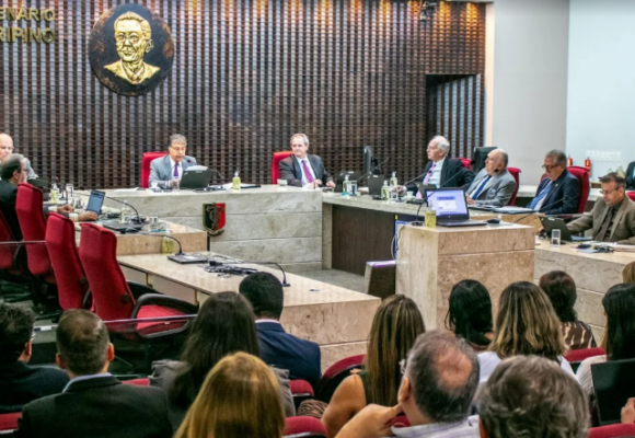 Prefeitura de Poço de José de Moura Inova na Economia: Professores Passam Fome, mas as Contas Entram para a História!