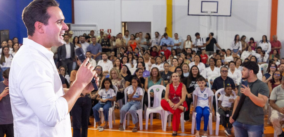 IMG_3014 Lucas Ribeiro inaugura ginásio em Patos e acompanha avanços na saúde com novos equipamentos